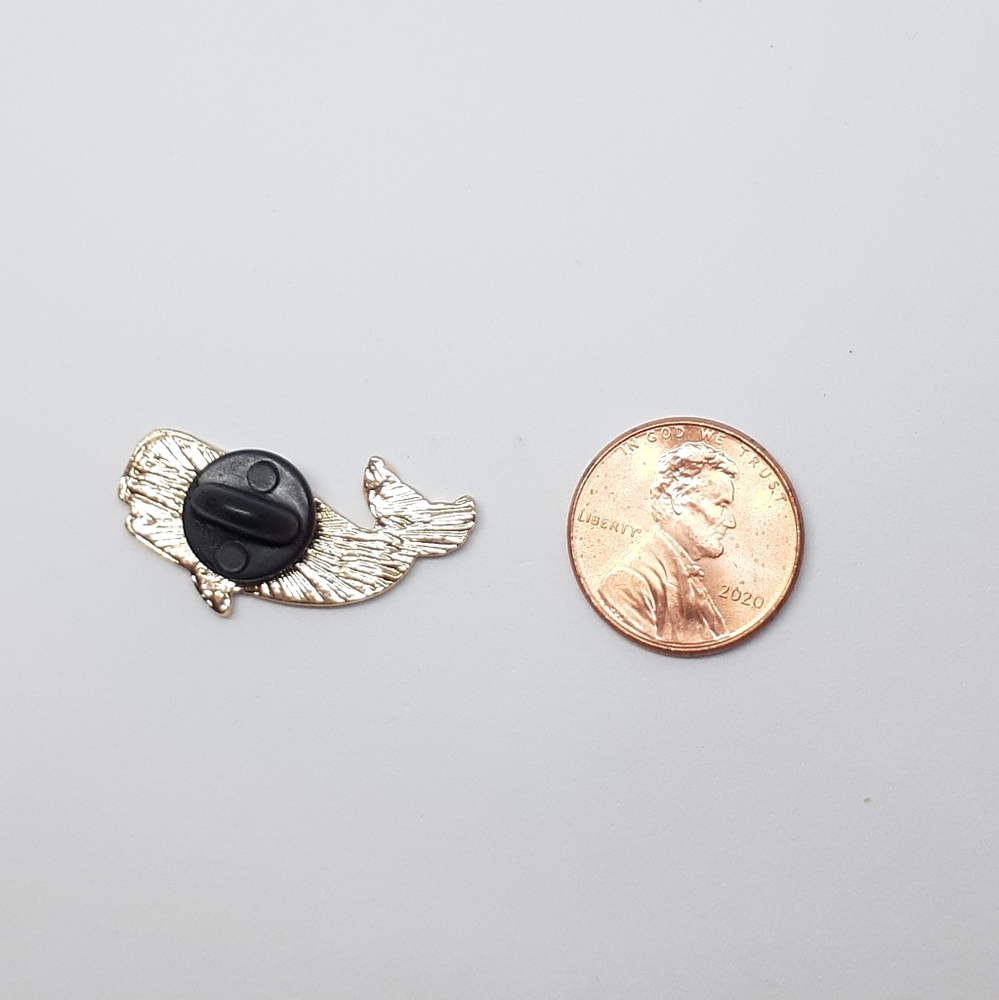 Constellation whale enamel pin - Picture 2 of 2